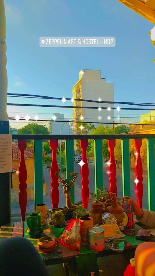 Zeppelin Art-Hostel マル・デル・プラタ エクステリア 写真